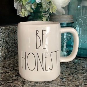 NWOT Rae Dunn 'Be Honest' XL Black and White Mug